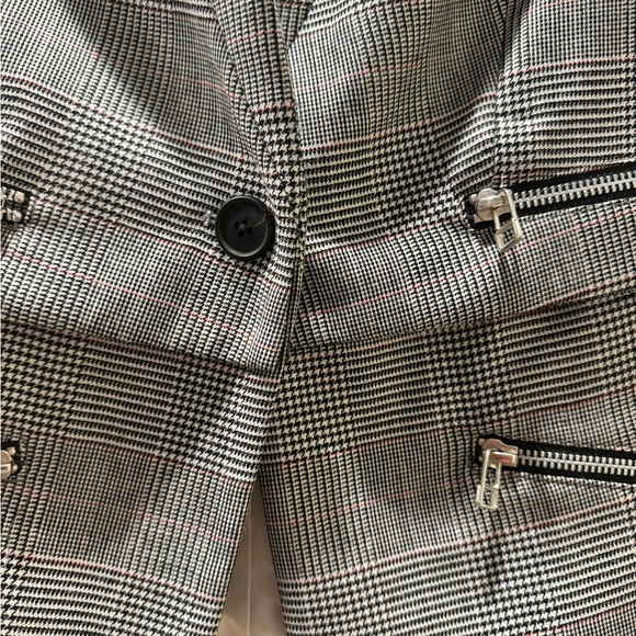 Veronica Beard black and white plaid blazer, size 8 - Picture 2 of 4
